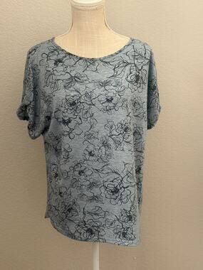 Colette Dusty Blue Navy Floral Blouse Beach Resort Cruise Coastal Casual - M